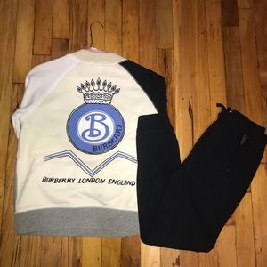 Boys’ Burberry 2 piece size: 10